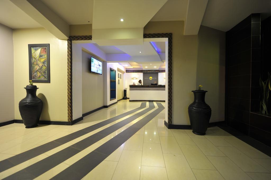 Gloria Hotel Kigali Buitenkant foto